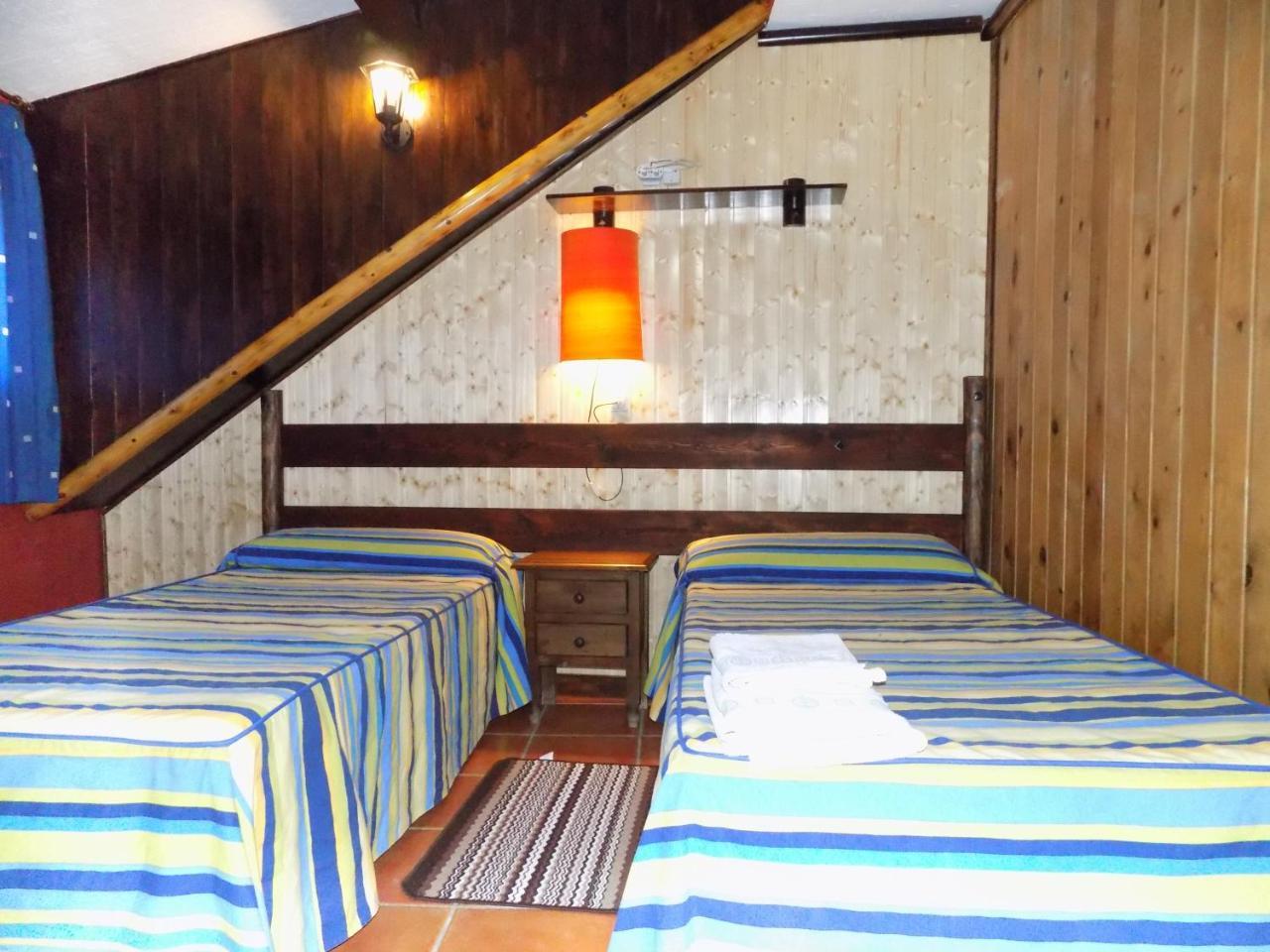 Fuente Del Gamellon Guest House Buenache de la Sierra Exterior photo