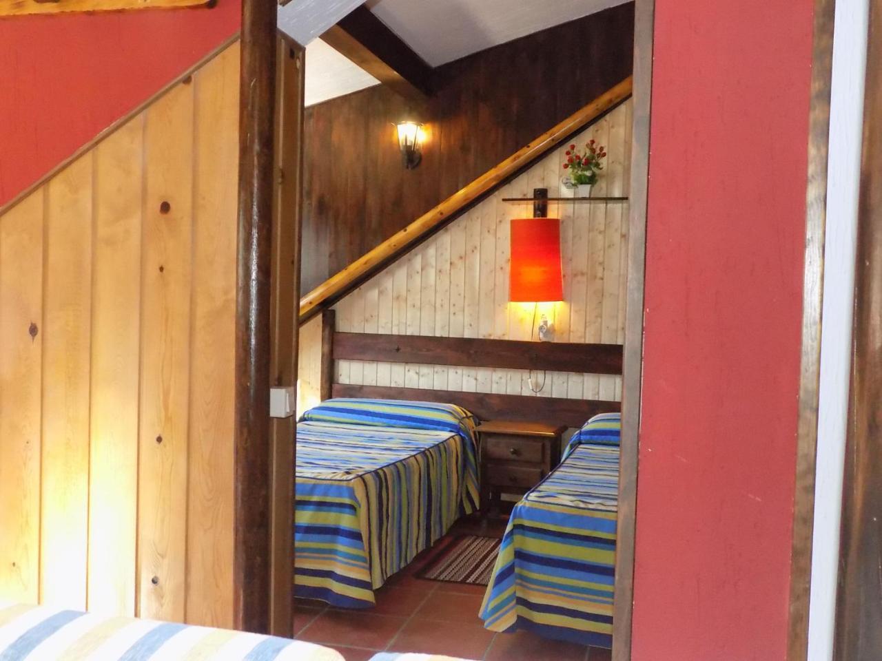 Fuente Del Gamellon Guest House Buenache de la Sierra Exterior photo